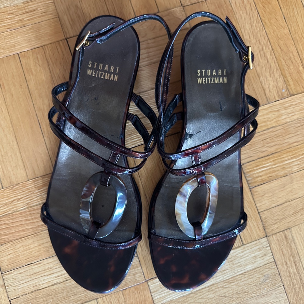 Stuart Weitzman Tortoiseshell Strappy Sandals - Picture 3 of 3